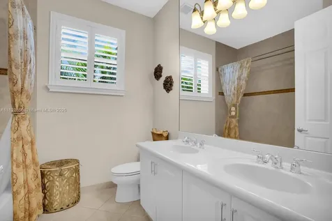 11844 Foxbriar Lake Trail Boynton Beach FL 33473