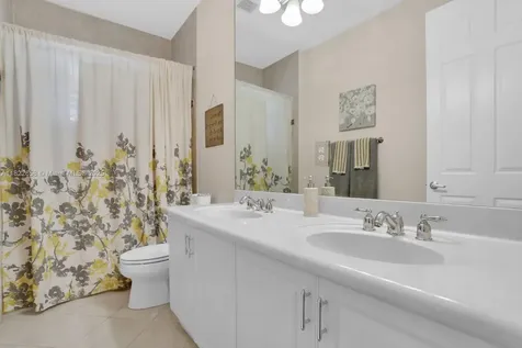 11844 Foxbriar Lake Trail Boynton Beach FL 33473