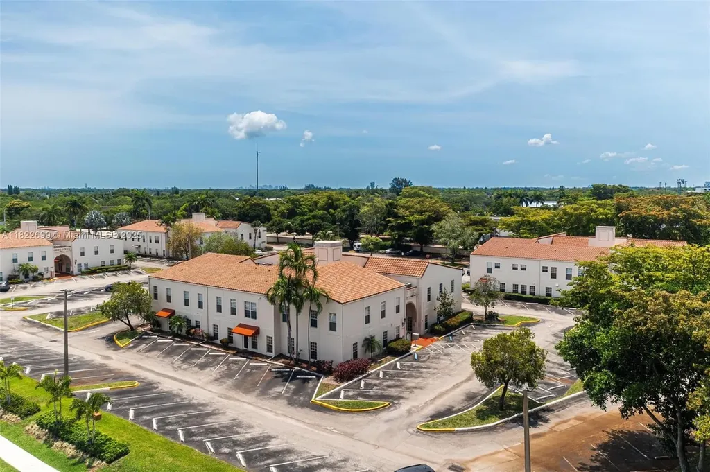 7777 N University Drive Tamarac FL 33321