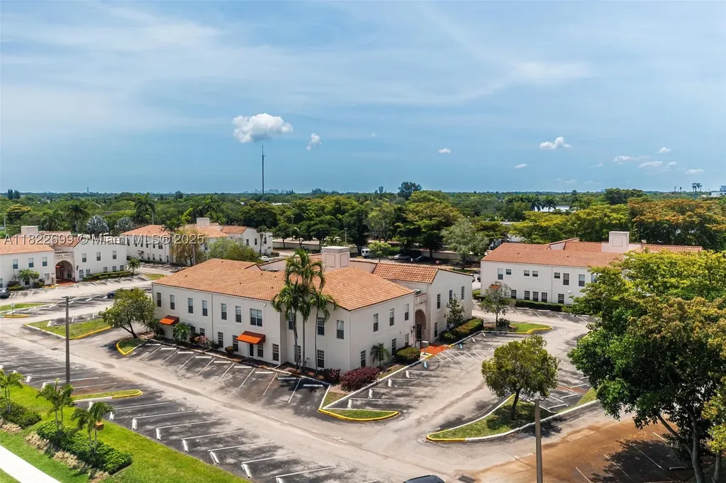 7777 N University Drive Tamarac FL 33321