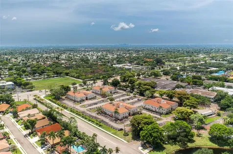 7777 N University Drive Tamarac FL 33321