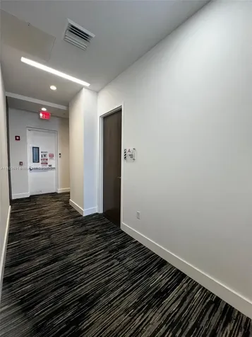20200 W Dixie Highway Miami FL 33180
