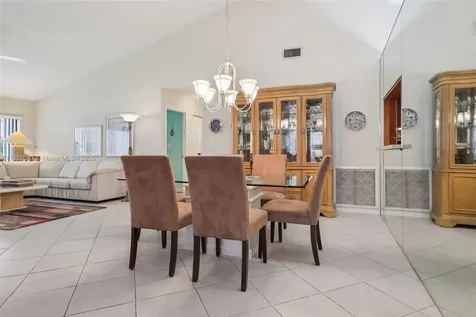 7121 Mimosa Way Tamarac FL 33321