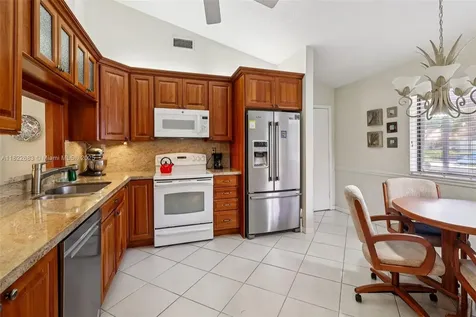 7121 Mimosa Way Tamarac FL 33321