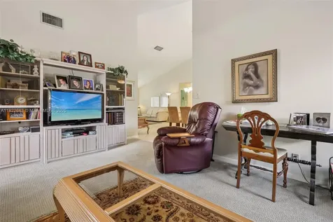 7121 Mimosa Way Tamarac FL 33321