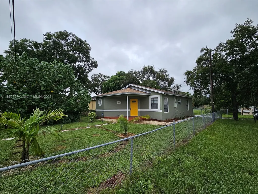 800 NW 15th Avenue Fort Lauderdale FL 33311