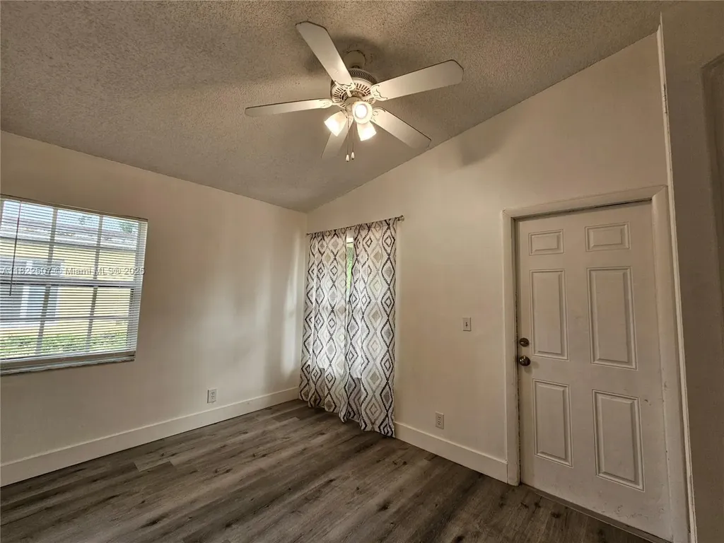 800 NW 15th Avenue Fort Lauderdale FL 33311