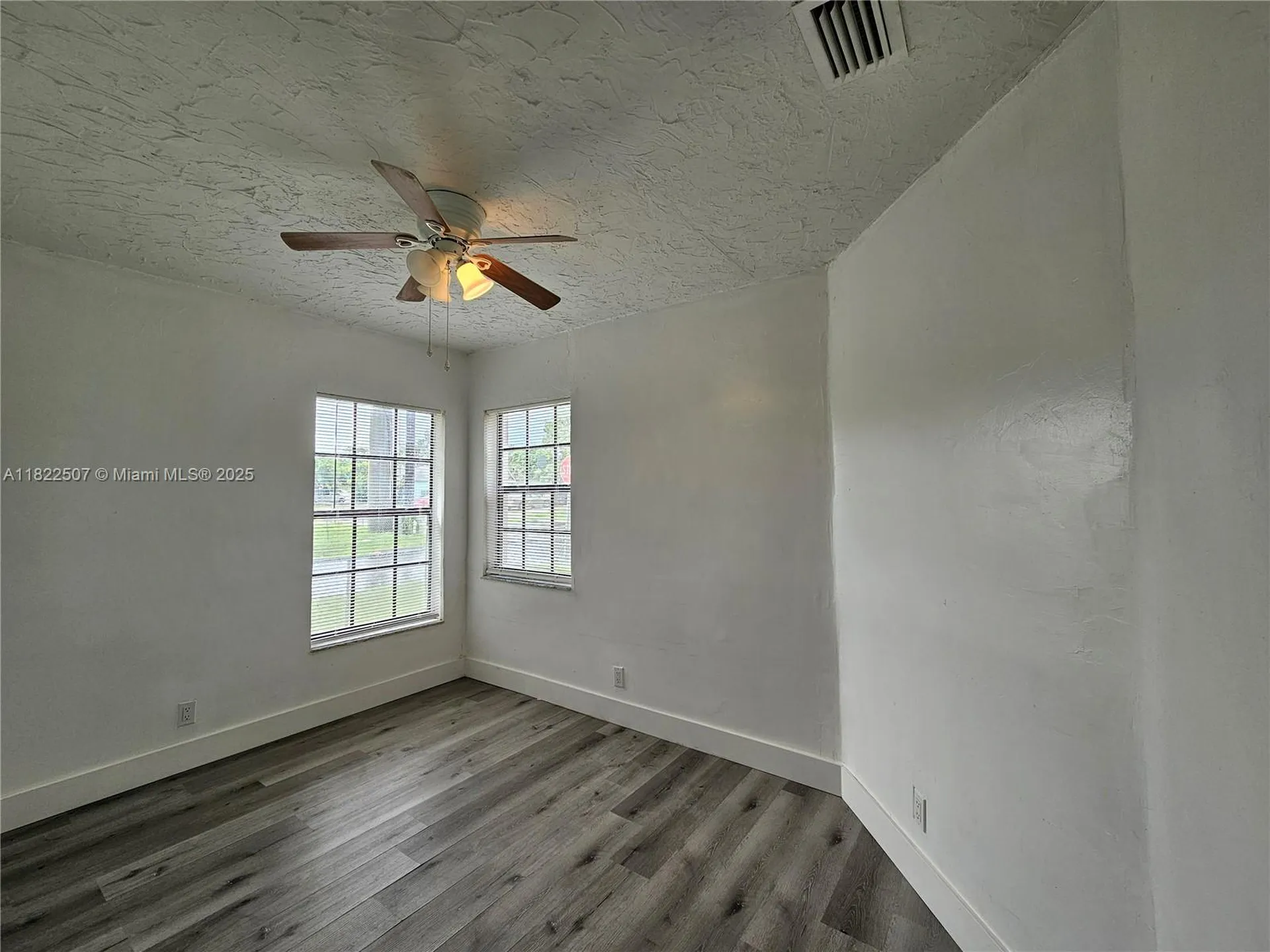 800 NW 15th Avenue Fort Lauderdale FL 33311