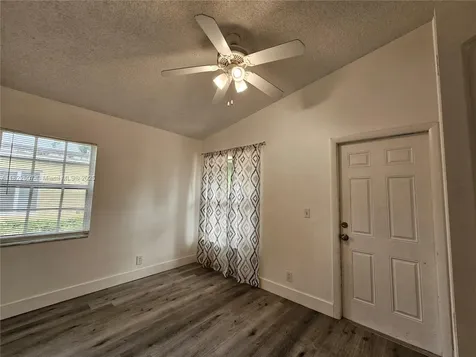 800 NW 15th Avenue Fort Lauderdale FL 33311