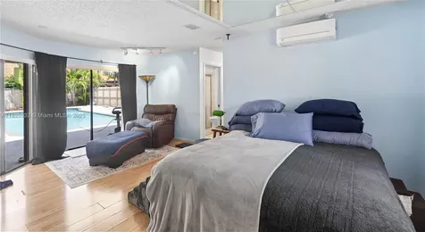 20511 NE 7th Court Miami FL 33179