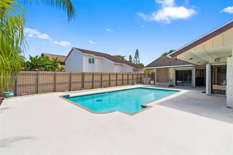 20511 NE 7th Court Miami FL 33179