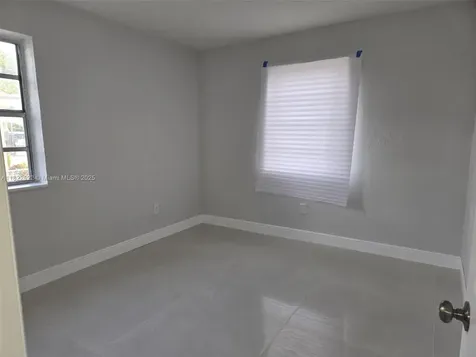 257 E 38th Street Hialeah FL 33013