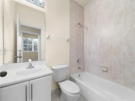 2590 SE 14th Street Homestead FL 33035