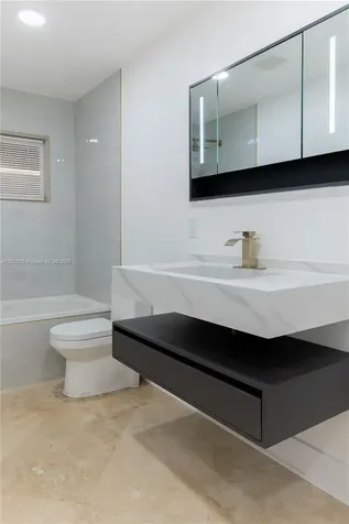 706 NW 24th Street Wilton Manors FL 33311