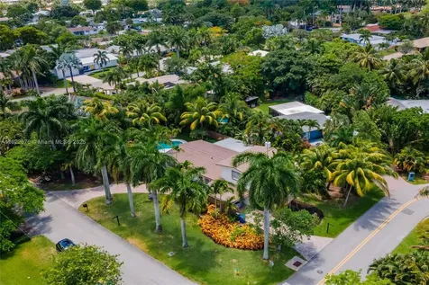 706 NW 24th Street Wilton Manors FL 33311