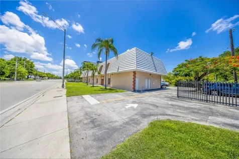 9765 SW 184th Street Palmetto Bay FL 33157