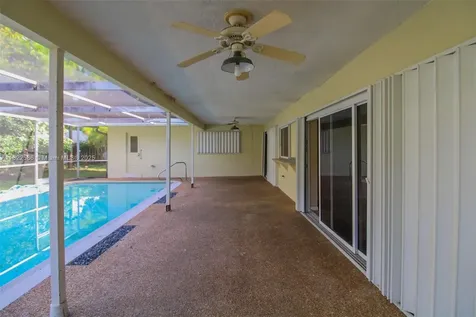 1531 SW 67th Terrace Plantation FL 33317