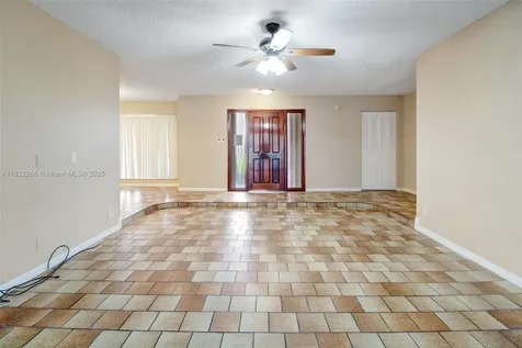 1531 SW 67th Terrace Plantation FL 33317