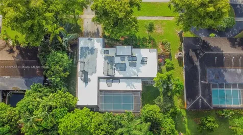 1531 SW 67th Terrace Plantation FL 33317
