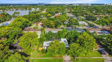 1531 SW 67th Terrace Plantation FL 33317