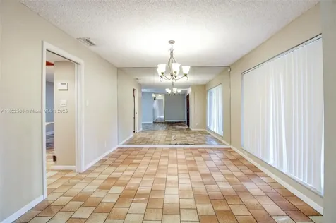 1531 SW 67th Terrace Plantation FL 33317