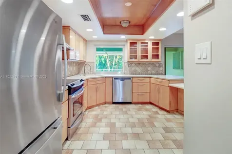 1531 SW 67th Terrace Plantation FL 33317