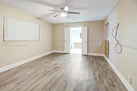 1531 SW 67th Terrace Plantation FL 33317