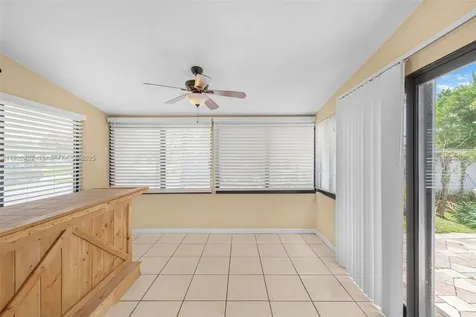 9520 Holiday Road Cutler Bay FL 33157