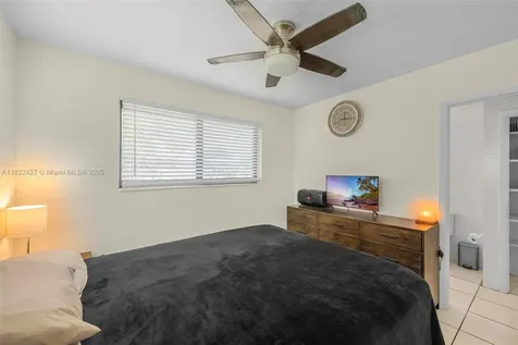 9520 Holiday Road Cutler Bay FL 33157