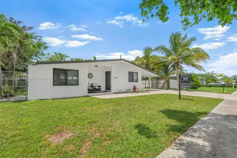 9520 Holiday Road Cutler Bay FL 33157