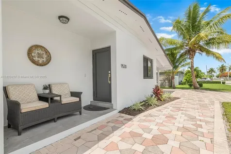 9520 Holiday Road Cutler Bay FL 33157