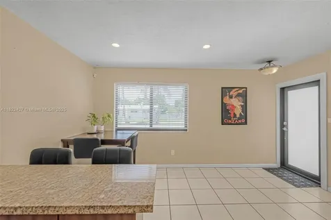 9520 Holiday Road Cutler Bay FL 33157