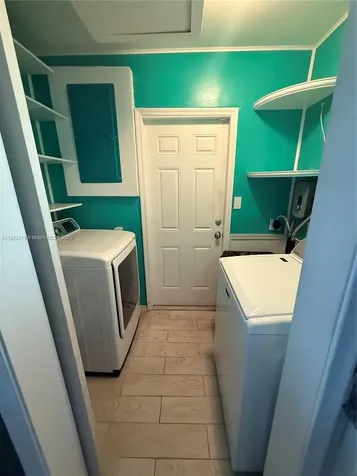 6211 SW 9th Place North Lauderdale FL 33068