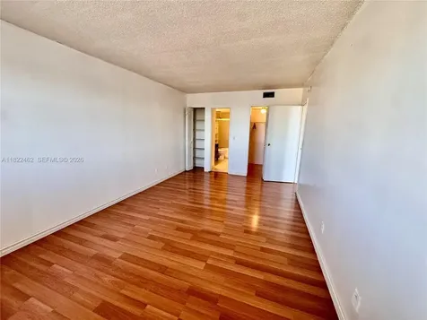 13499 Biscayne Boulevard North Miami FL 33181