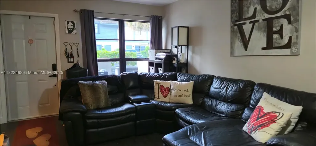 9750 NW 14th Street Coral Springs FL 33071