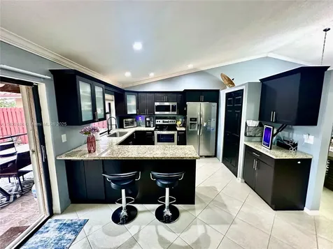2433 NW 92nd Avenue Coral Springs FL 33065
