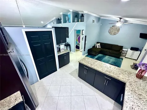 2433 NW 92nd Avenue Coral Springs FL 33065