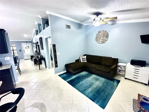2433 NW 92nd Avenue Coral Springs FL 33065