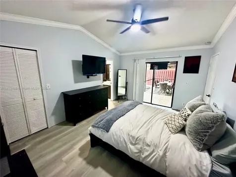 2433 NW 92nd Avenue Coral Springs FL 33065