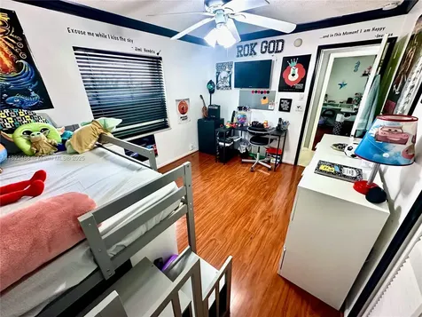 2433 NW 92nd Avenue Coral Springs FL 33065