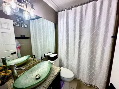 2433 NW 92nd Avenue Coral Springs FL 33065