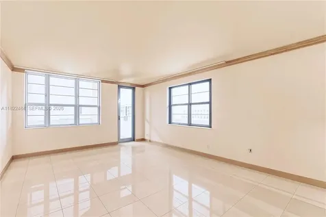 100 Lincoln Road Miami Beach FL 33139