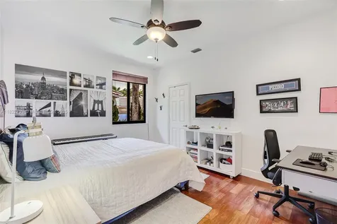 2489 Eagle Watch Lane Weston FL 33327