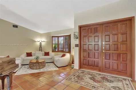 1180 NW 100th Way Plantation FL 33322