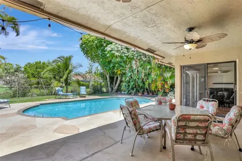 1180 NW 100th Way Plantation FL 33322