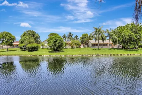 1180 NW 100th Way Plantation FL 33322