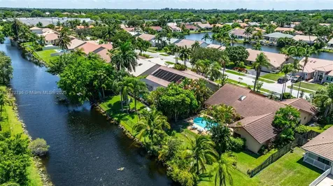 1180 NW 100th Way Plantation FL 33322
