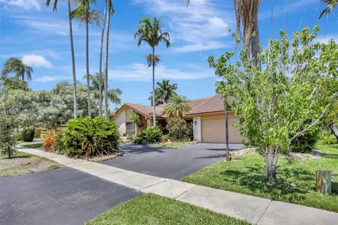 1180 NW 100th Way Plantation FL 33322