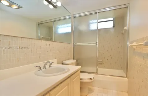2920 Point East Drive Aventura FL 33160