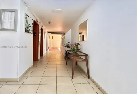 2920 Point East Drive Aventura FL 33160